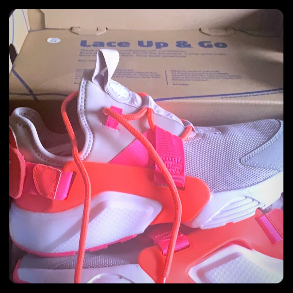 Cute tennis shoes